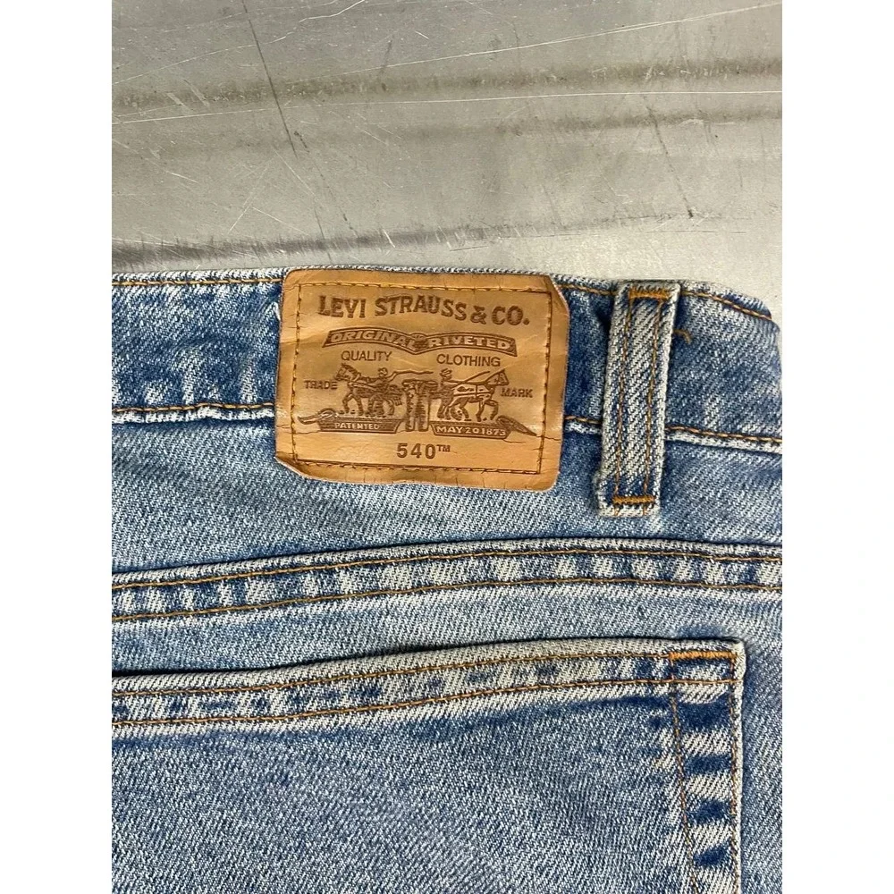 Vintage Levis 540 Jeans Mens 36x28 Blue Medium Wash Denim Faded Relaxed Straight